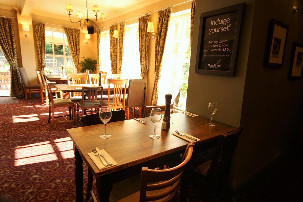 Plas Derwen Hotel Abergavenny Kültér fotó