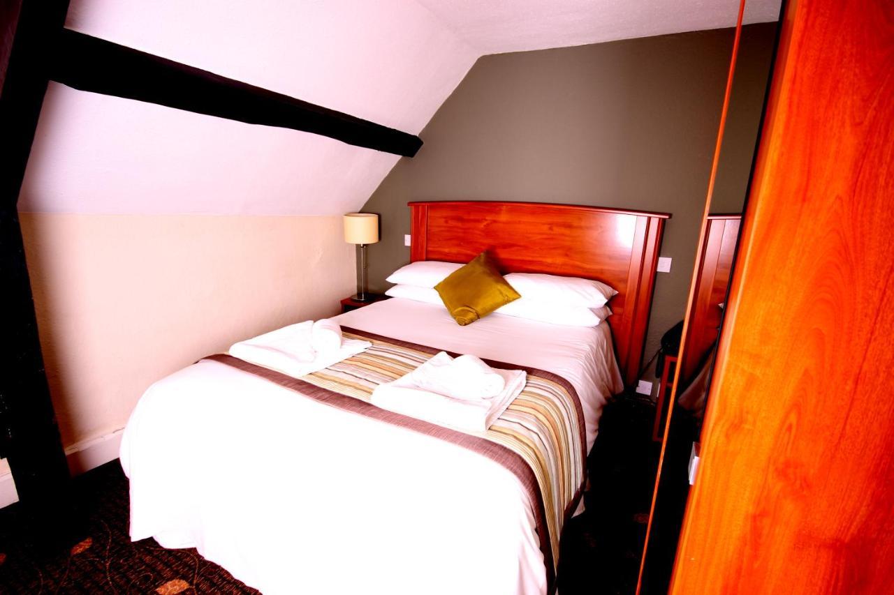 Plas Derwen Hotel Abergavenny Kültér fotó