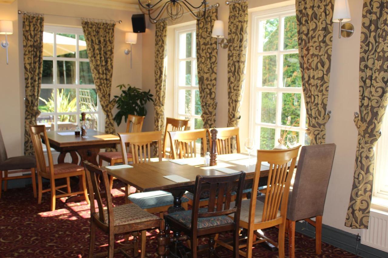 Plas Derwen Hotel Abergavenny Kültér fotó