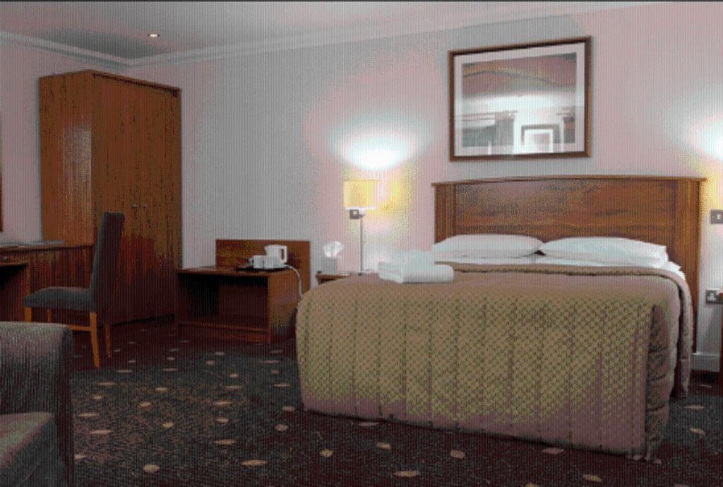 Plas Derwen Hotel Abergavenny Kültér fotó